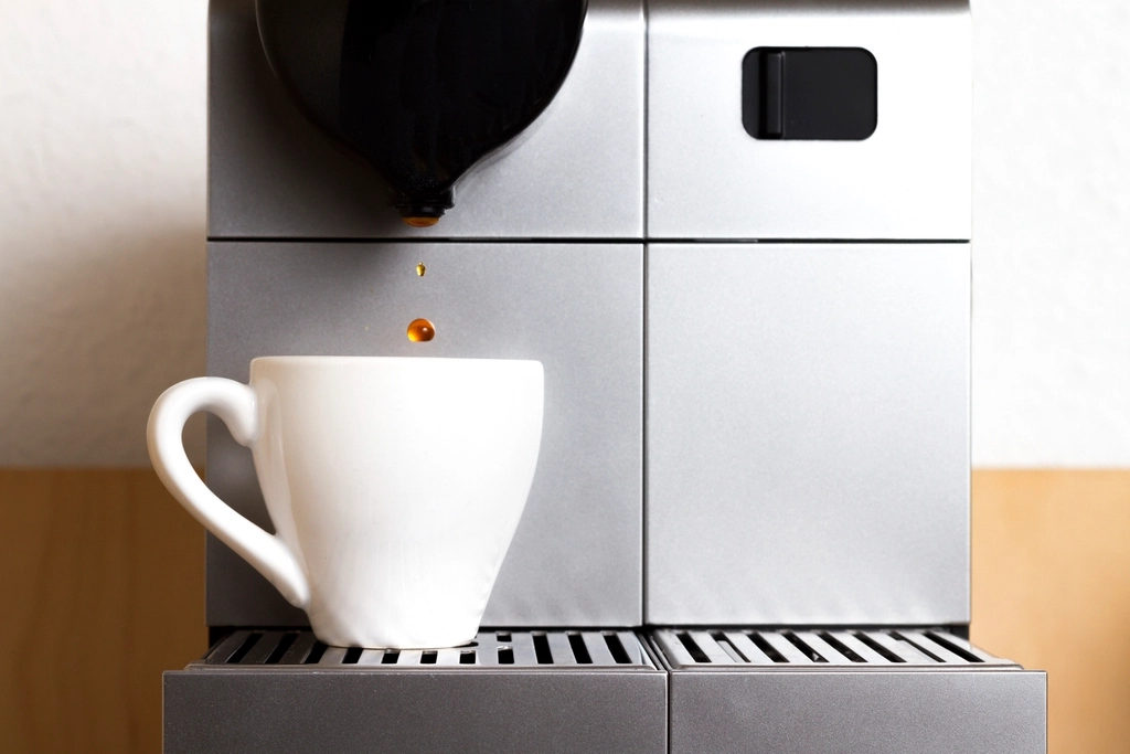 Taza de café espresso recién hecho